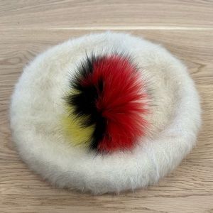 Kyi Kyi Canada Genuine Fur Pom Beret